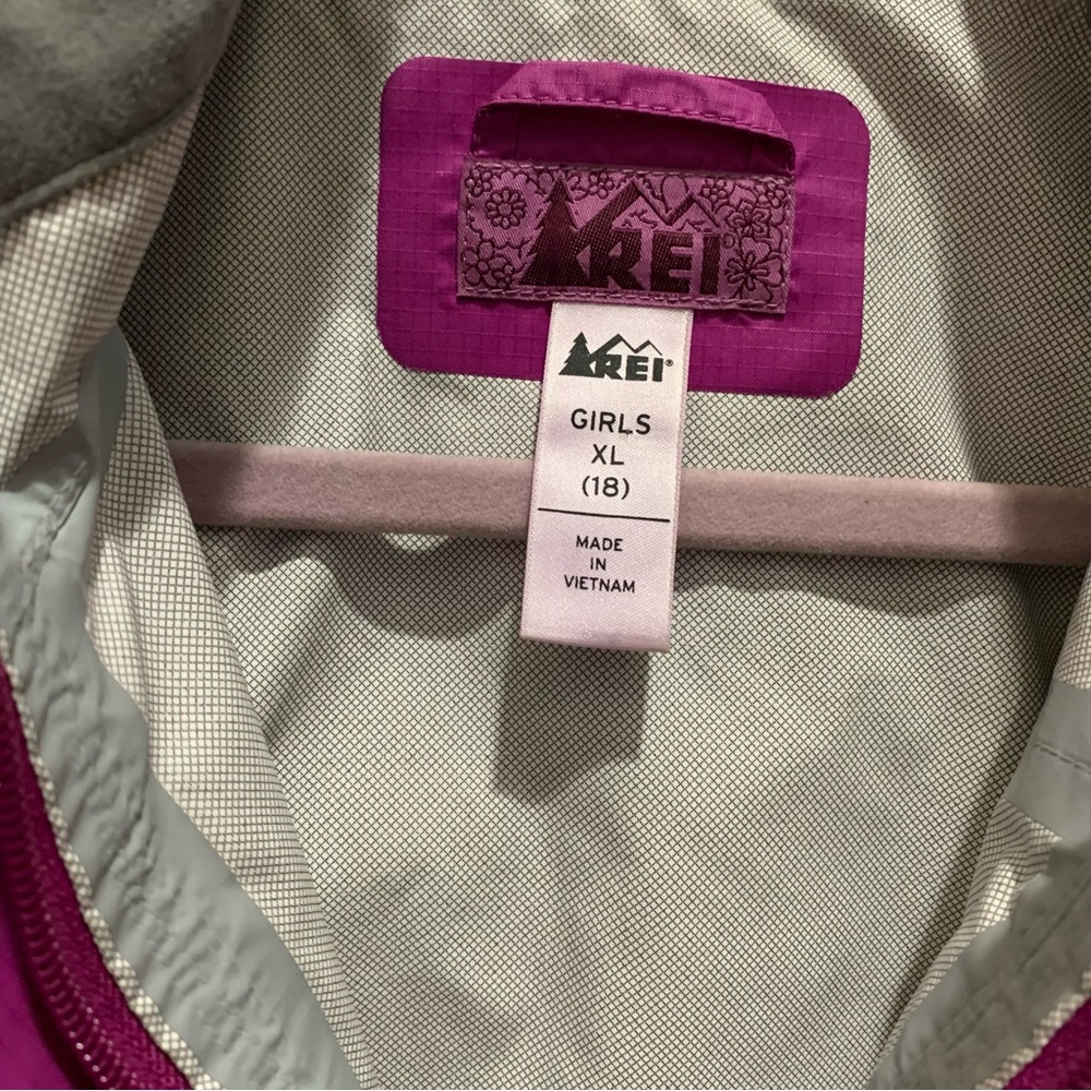 REI girls pink and gray rain jacket XL (18) - Picture 4 of 4